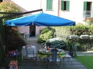 Bed and breakfast Ca Rossa 2*