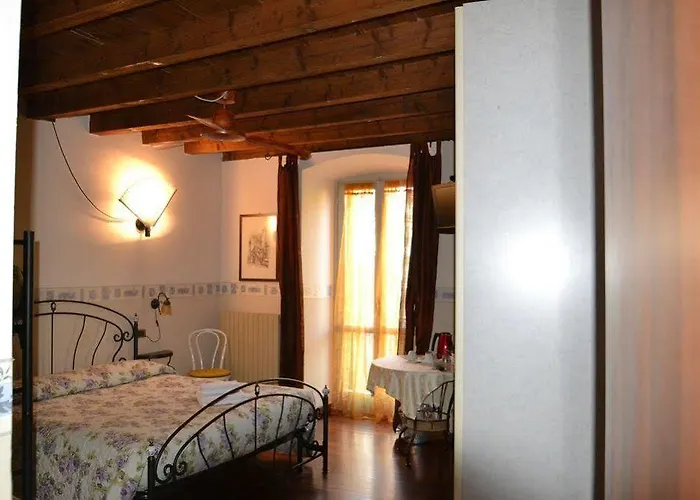 Bed and Breakfast Ca Rossa 2*