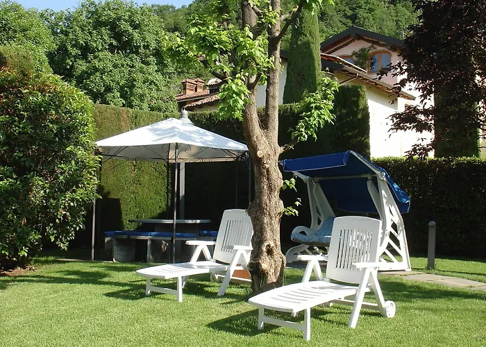 Ca Rossa Bed and Breakfast 2*